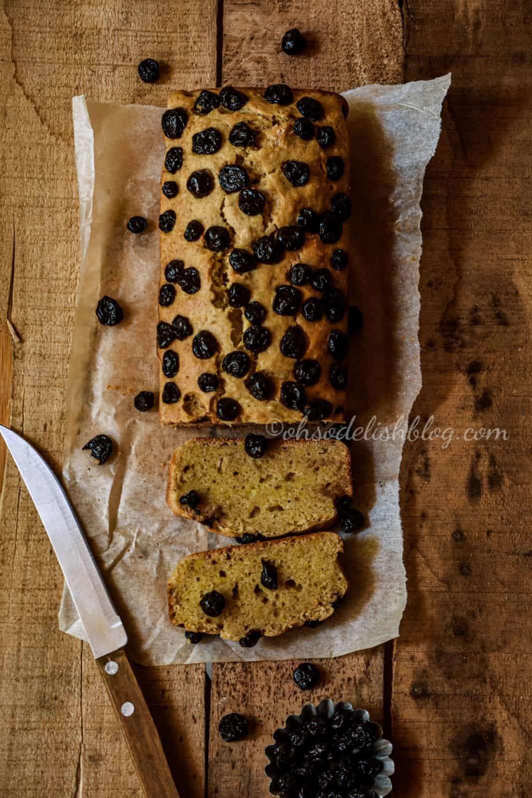 Soft and moist wholewheat blueberry banana bread